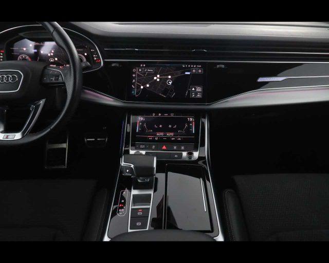 AUDI Q8 50 TDI 286 CV quattro tiptronic Sport