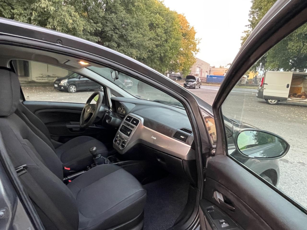 Fiat Punto 1.3 MJT II 75 CV 5 porte Lounge per Neopatentati 2014