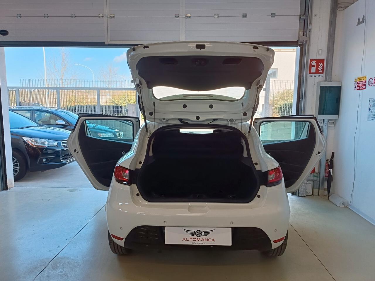 Renault Clio dCi 8V 75 CV 5 porte Moschino Life AUTOCARRO 4 POSTI