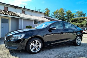 Volvo S60 D3 Automatico 136cv *Ok Neopatentati*