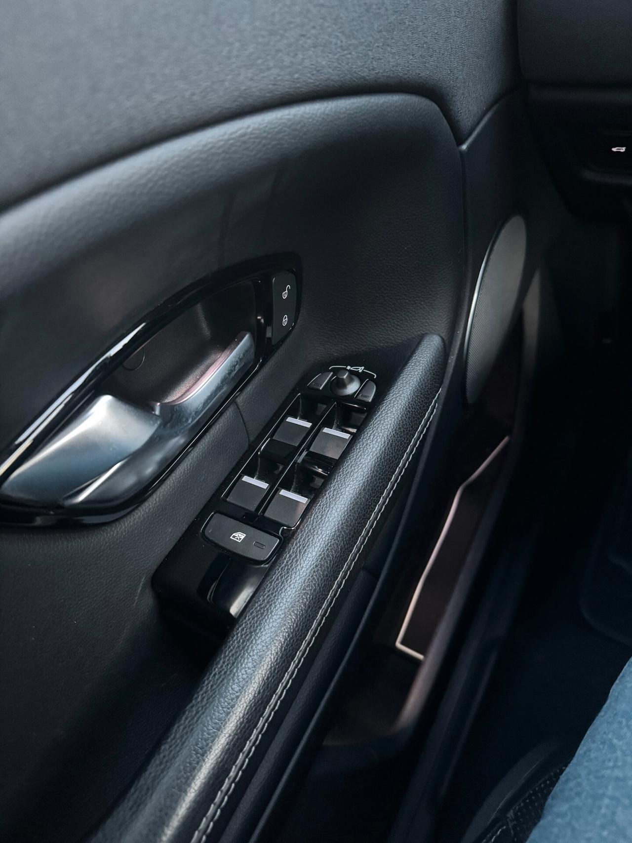 Land Rover Range Evoque 2.0 TD4 180 CV Coupé SE Dynamic