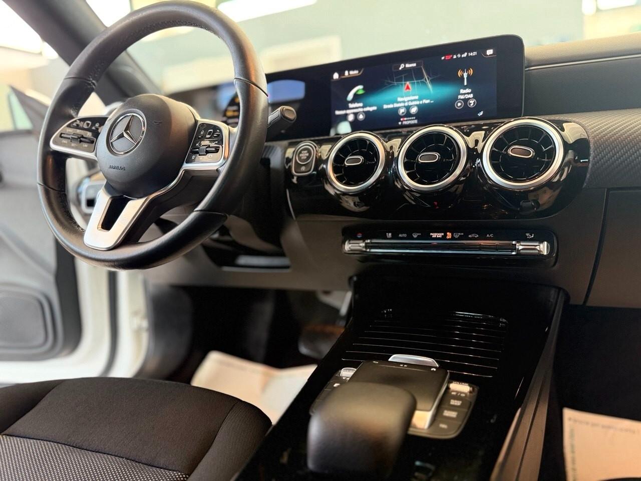 Mercedes-benz CLA 180 d Automatic Shooting Brake Sport