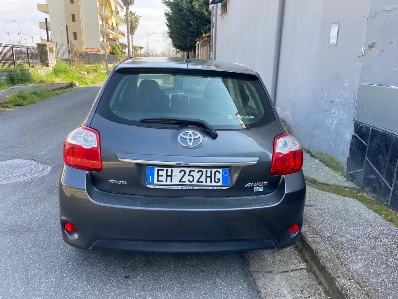 Toyota Auris 1.4 D-4D M-MT 5 porte Active