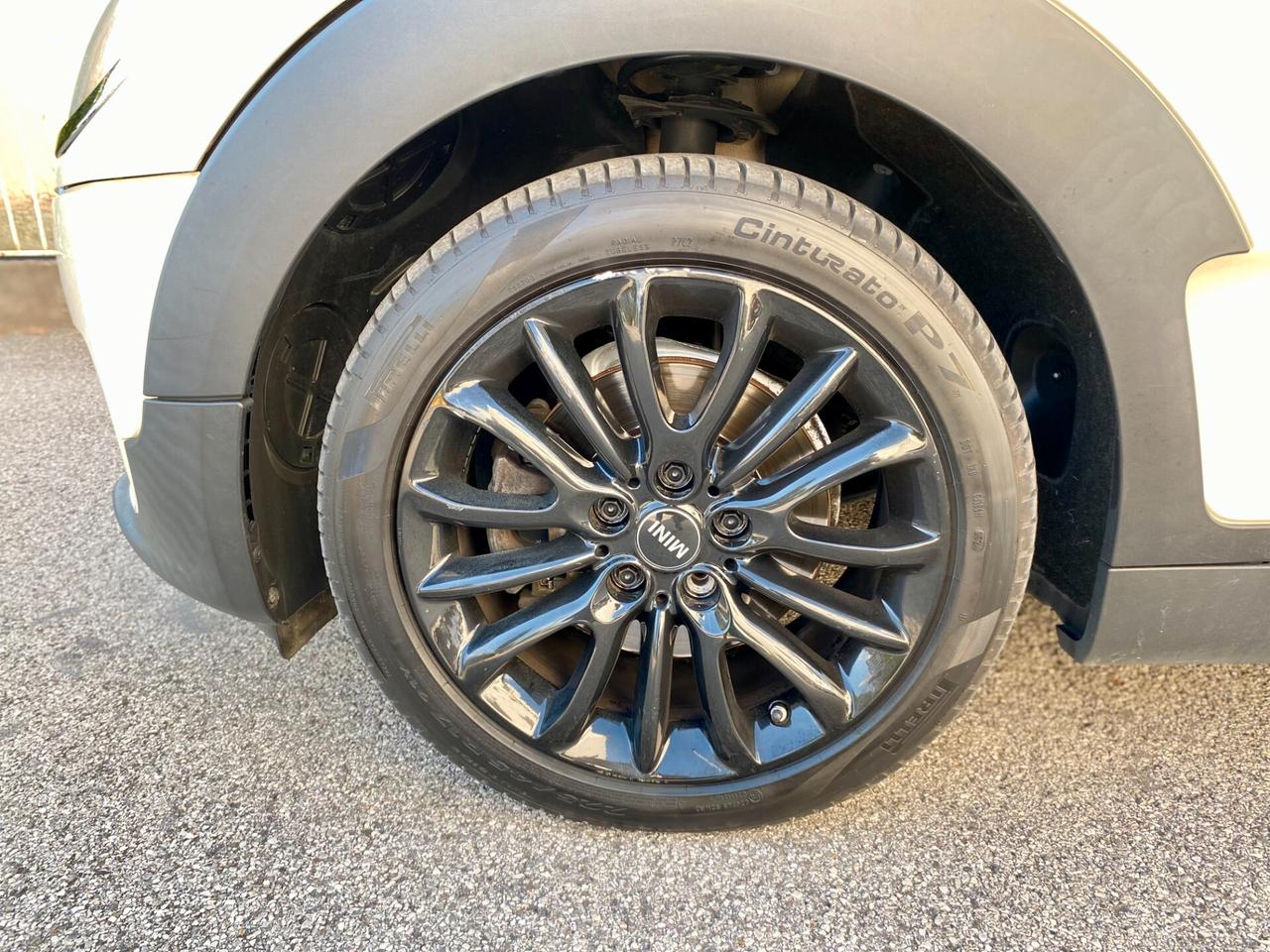 MINI Cooper D Clubman 2.0 auto 150cv