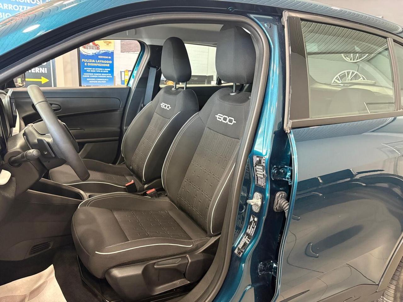 Fiat 600 1.2 hybrid 110cv auto
