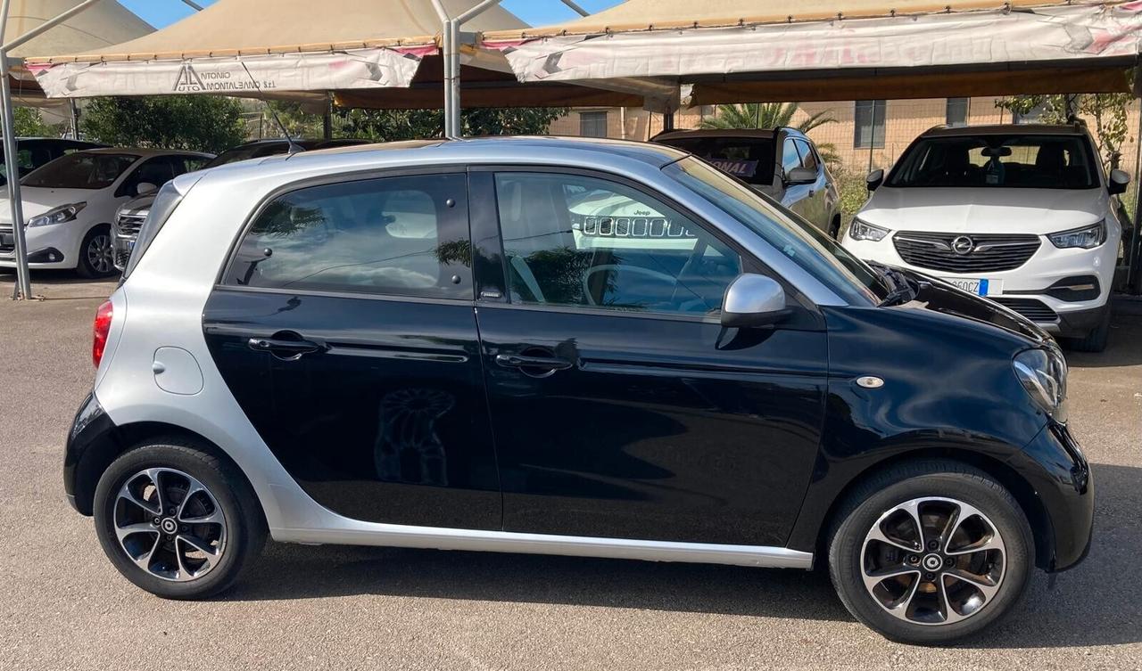 Smart ForFour 70 1.0 Passion
