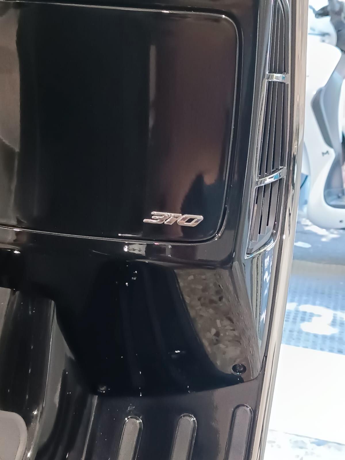 Piaggio Vespa 310 GTS hpe