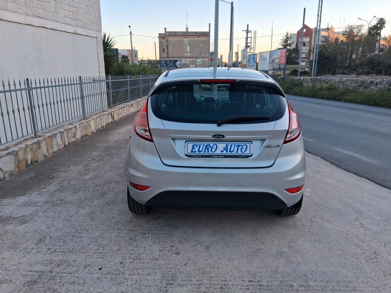 Ford Fiesta 1.5 TDCi 95CV 5 porte Titanium