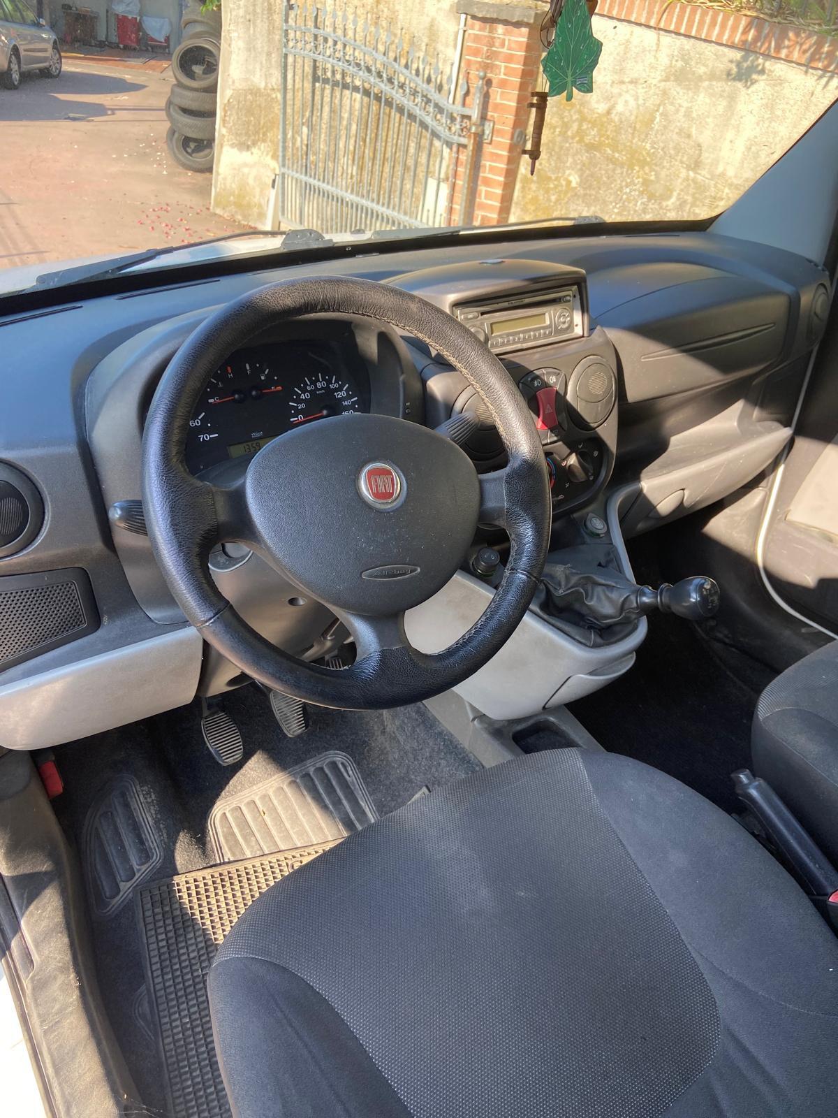 Fiat Doblo Doblò 1.6 16V Natural Power Active