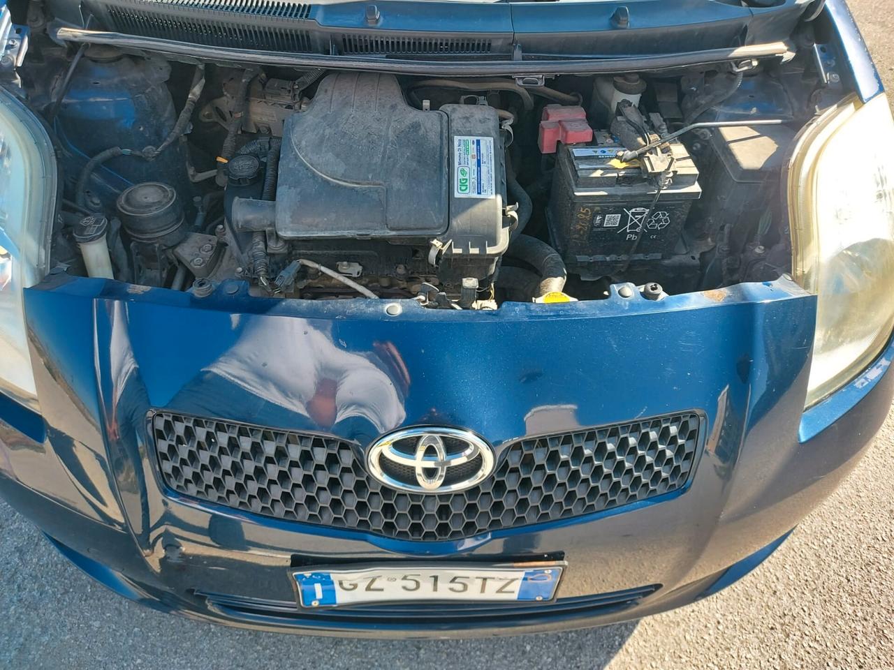 Toyota Yaris 1.0 5 porte Sol