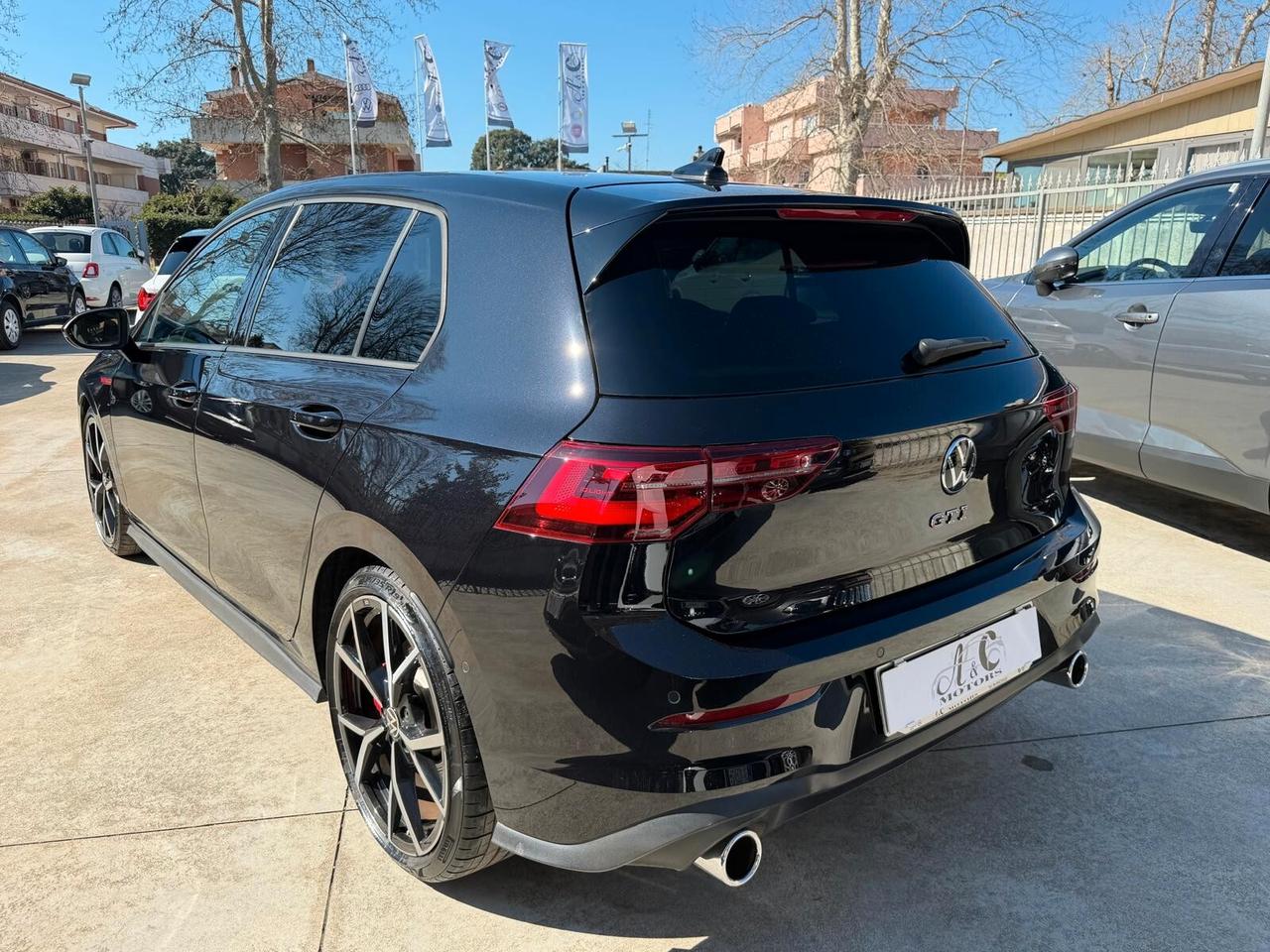 Volkswagen Golf 2.0 TSI GTI DSG