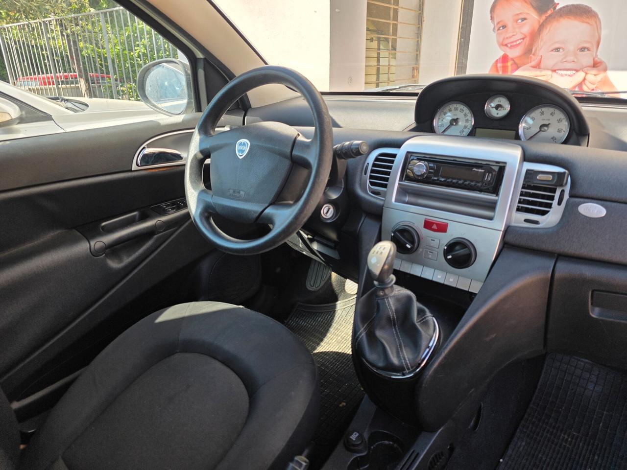 Lancia Ypsilon 1.4 Unyca Ecochic GPL