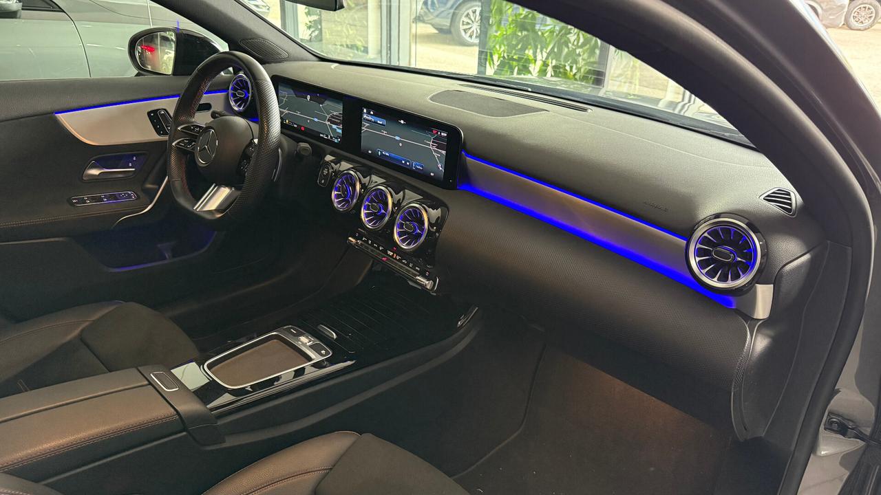 MERCEDES CLASSE A 200 D PREMIUM RESTYLING