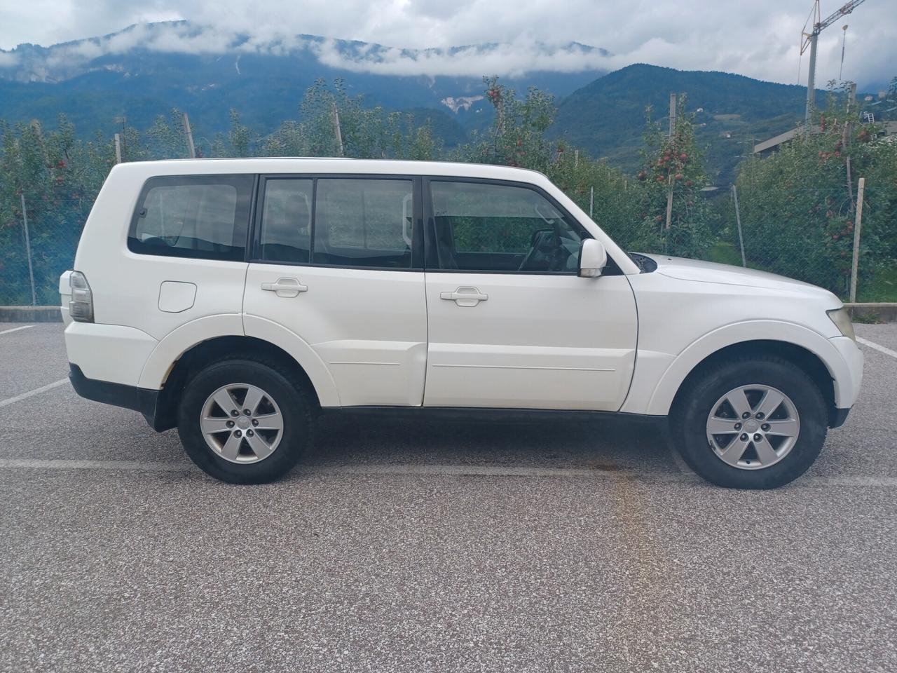 Mitsubishi Pajero 3.2 DI-D 16V 5p. Intense