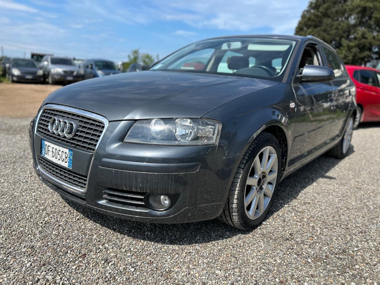 Audi A3 2.0 16V TDI Ambition *AUTOMATICA CON PADDLE*