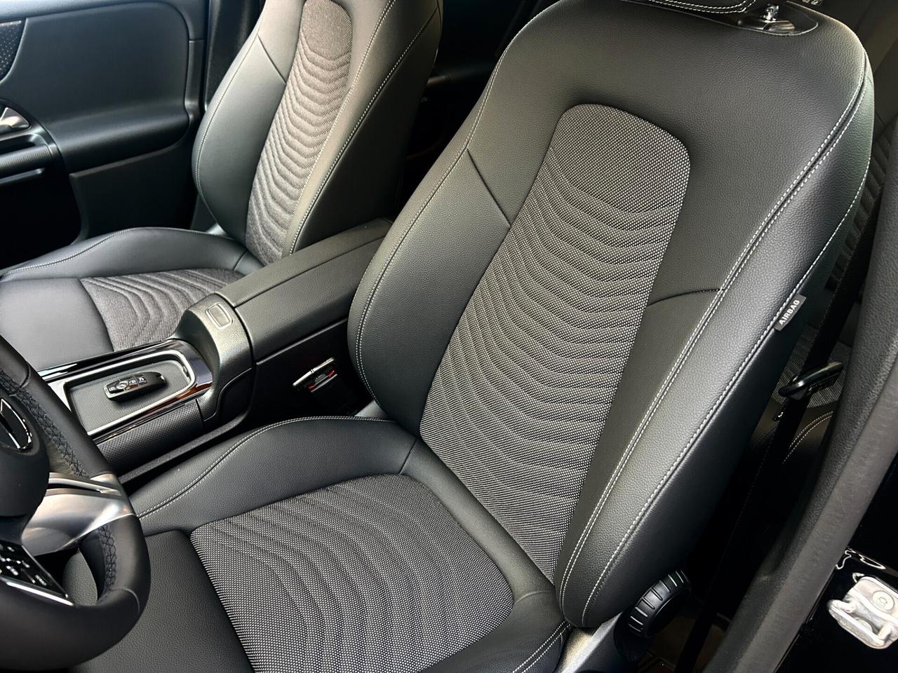 Mercedes-benz GLA 180d Automatic Progressive 2024