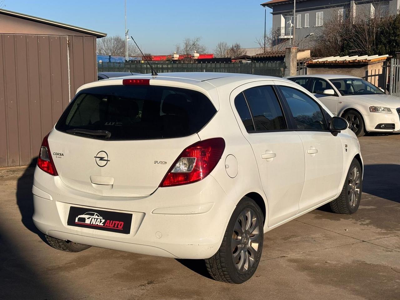 Opel Corsa 1.2 80CV 5 porte GPL-TECH Edition