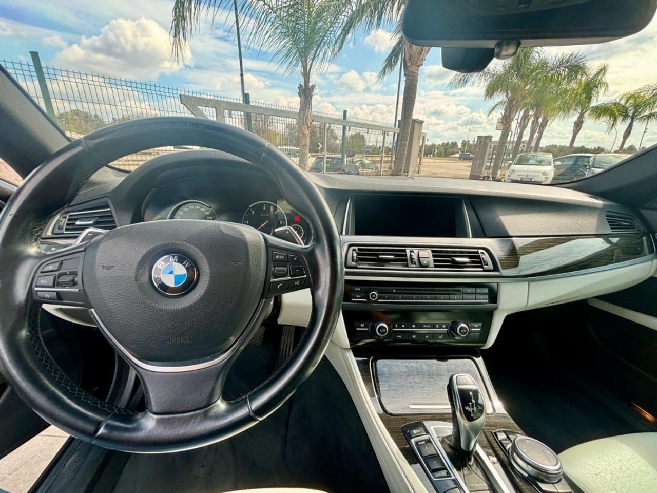 Bmw 525 525d xDrive Touring Luxury