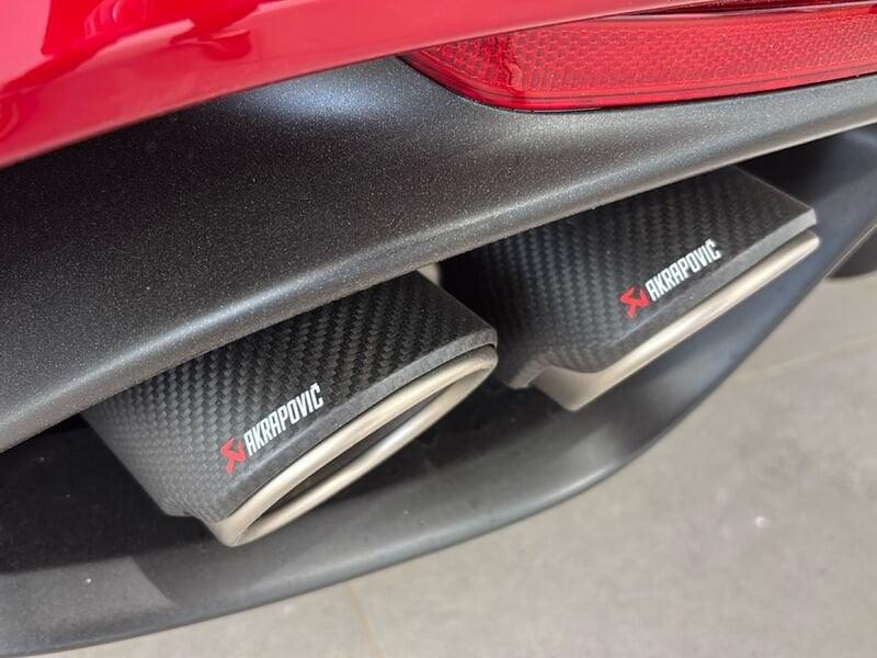 Alfa Romeo Giulia Giulia 2.9 V6 Bi-Turbo AT8 Quadrifoglio