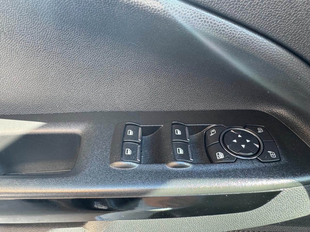 Ford EcoSport 100 CV ST-Line