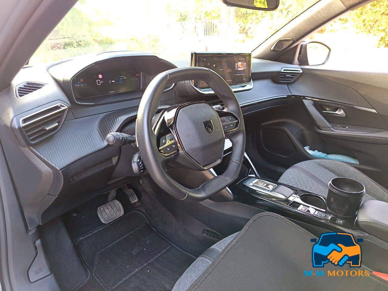 Peugeot 2008 2008 1.2 hybrid Allure 145cv e-dcs6