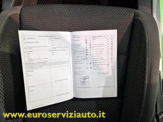 VOLKSWAGEN Touran 7 POSTI 1.2 TSI Comfortline BMT