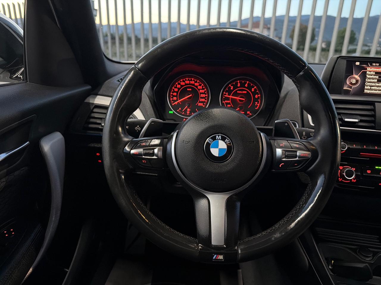 Bmw 120 120i 5p. Msport 185cv automatica gancio traino