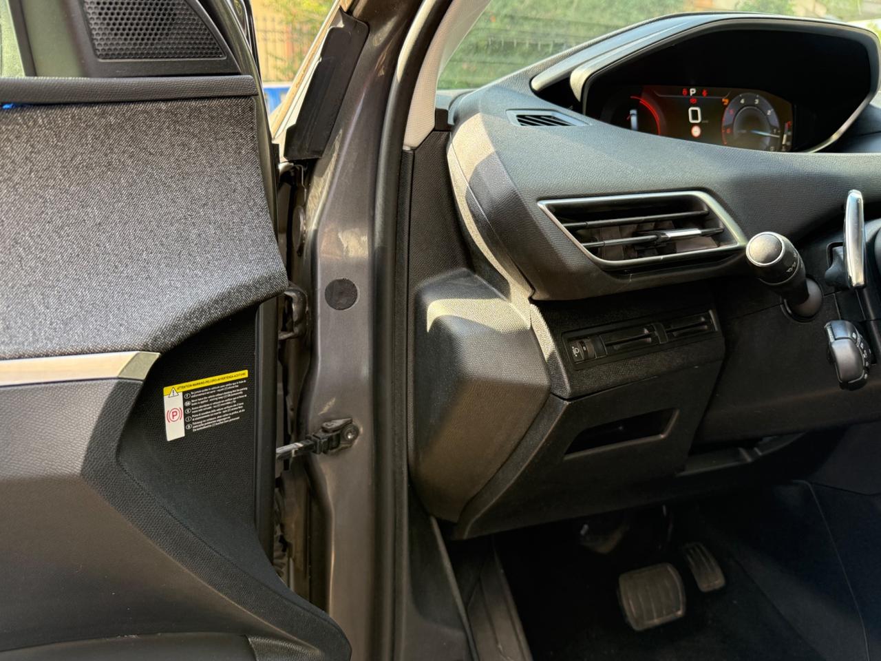 Peugeot 5008 BlueHDi 120 S&S EAT6 Allure