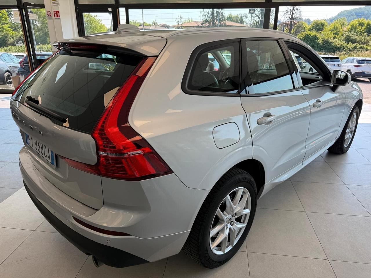 Volvo XC 60 XC60 B4 (d) AWD Geartronic Business Plus