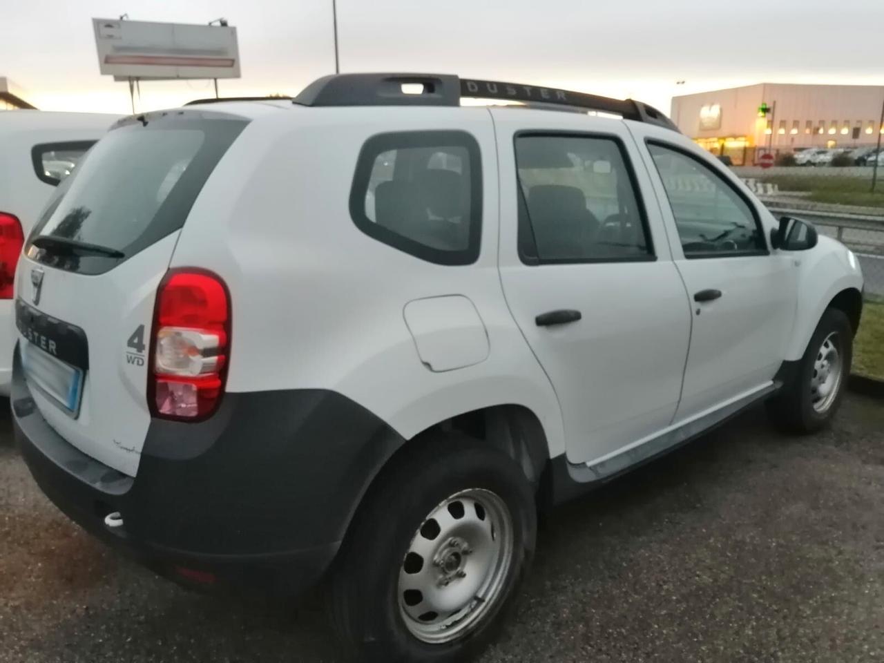 DACIA DUSTER 4X4 N1 AUTOCARRO 4 POSTI