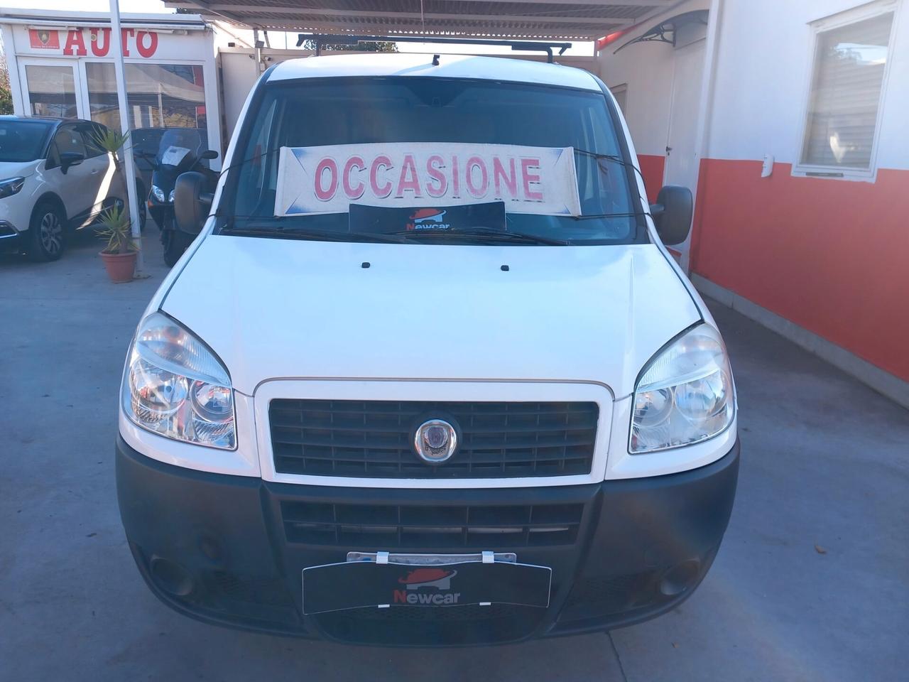 Fiat Doblo Doblò 1.9 MJtj Cargo Lamierato SX passo lungo motore sostituito gomme nuove