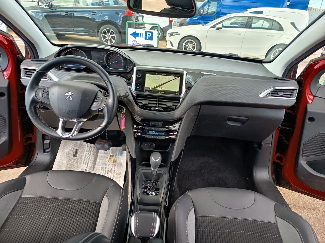 Peugeot 2008 BlueHDi 120 EAT6 S&S Allure