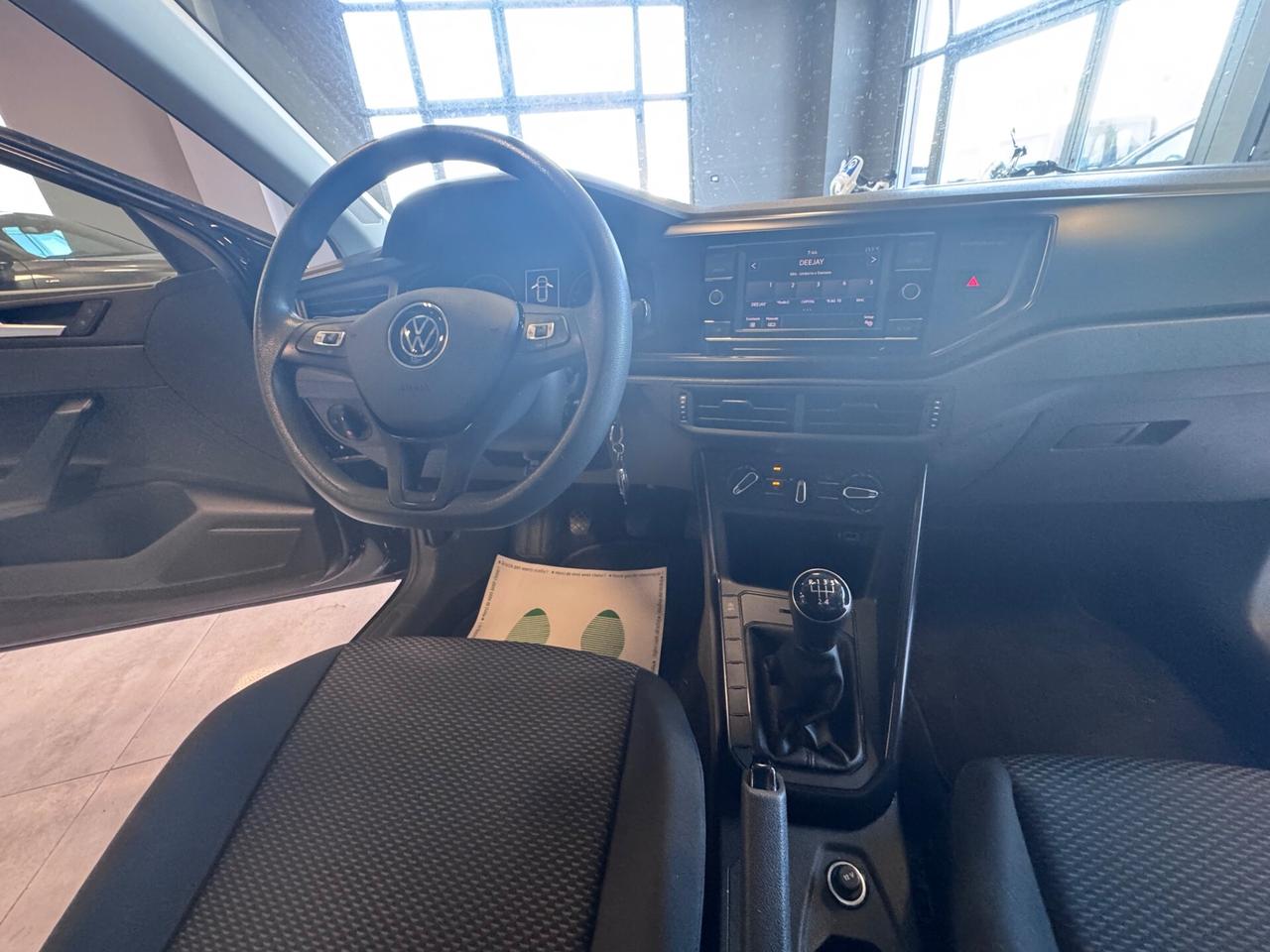 VOLKSWAGEN POLO 1.0 BENZINA COMFORTLINE 5 PORTE