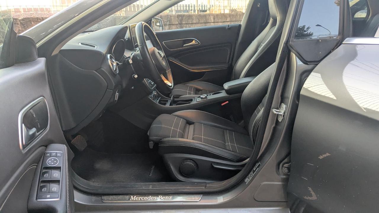 Mercedes-benz CLA 220 Automatic Sport Night