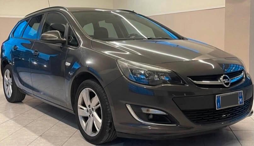 Opel Astra 1.4 Turbo 120CV Sports Tourer Cosmo