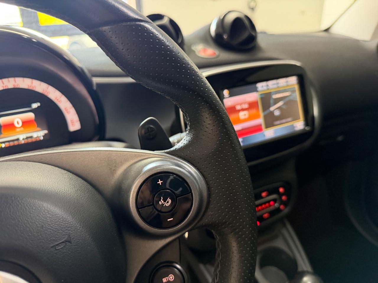 Smart ForTwo BRABUS 0.9 Turbo twinamic