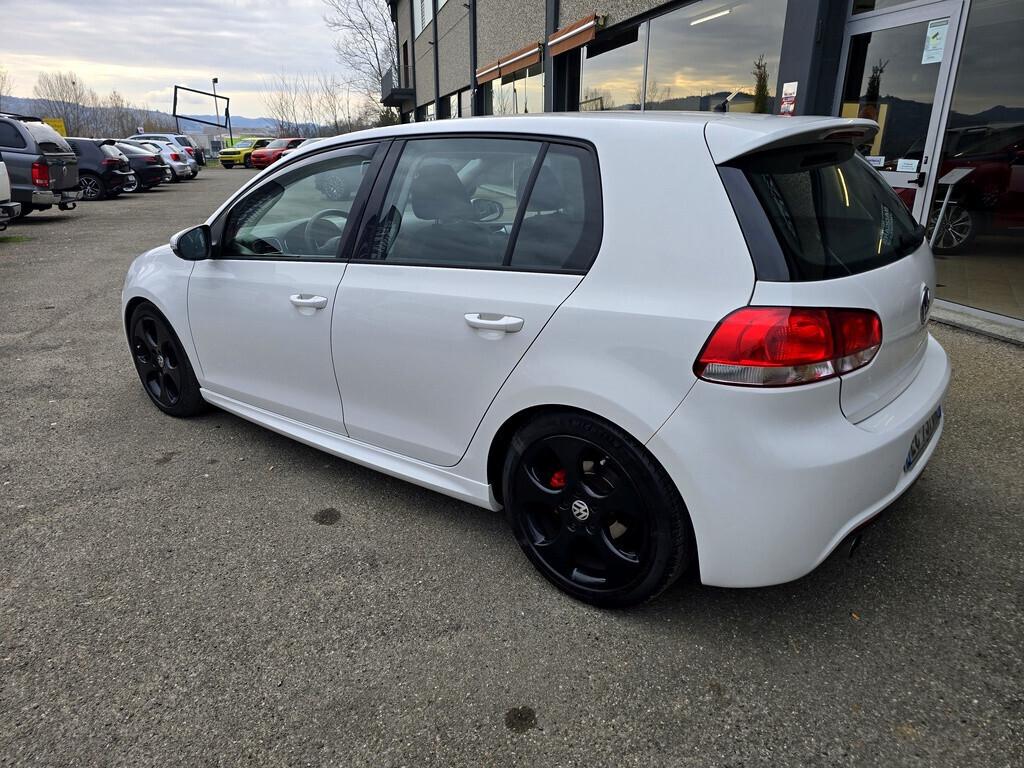 Volkswagen Golf 1.6 TDI 105CV COMFORTLINE