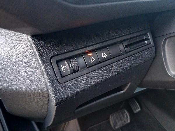 PEUGEOT 5008 1.5 BLUEHDi 130 CV EAT8 7 POSTI ALLURE PACK