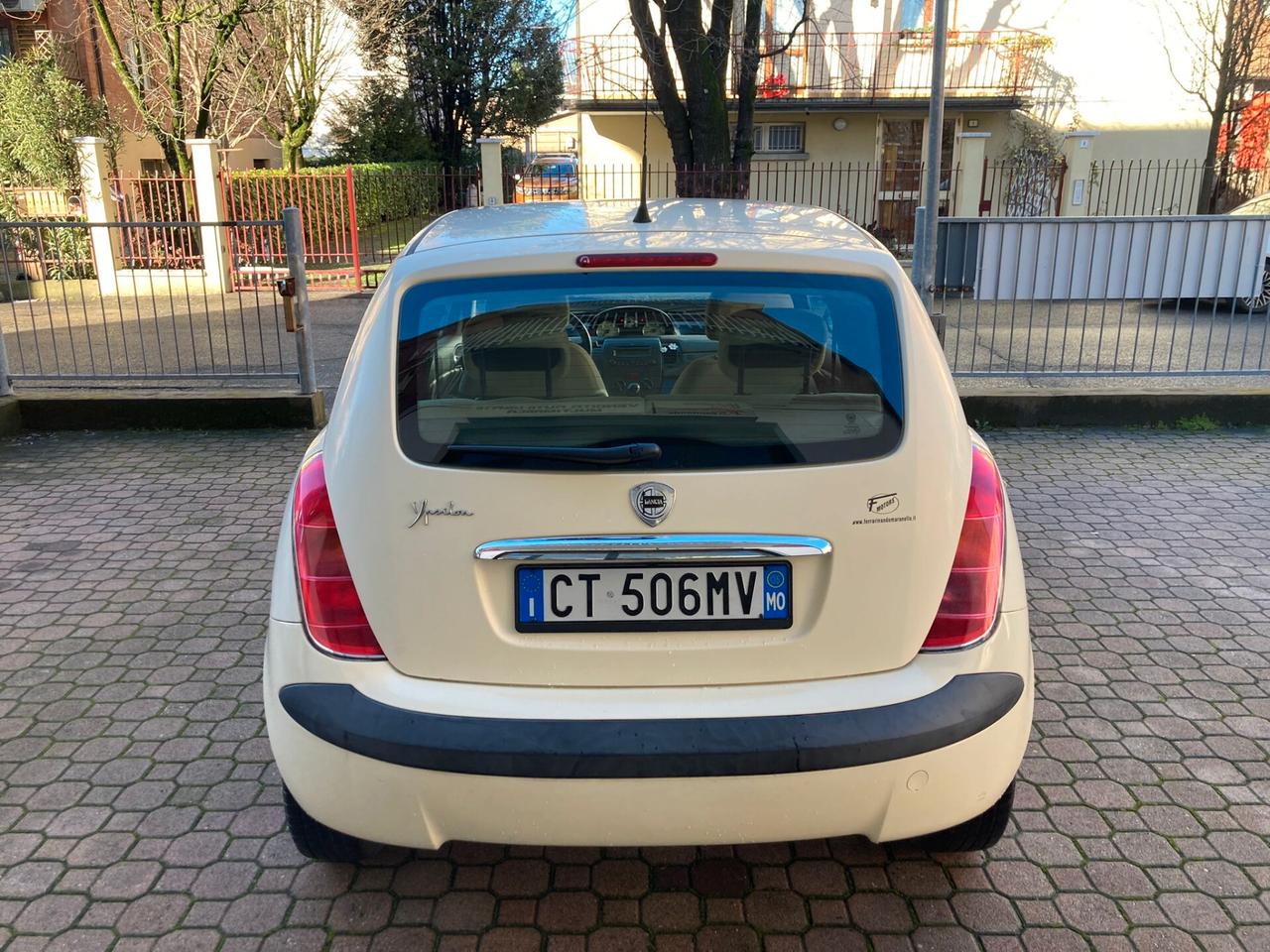 Lancia Ypsilon 1.2 60cv 120.000KM