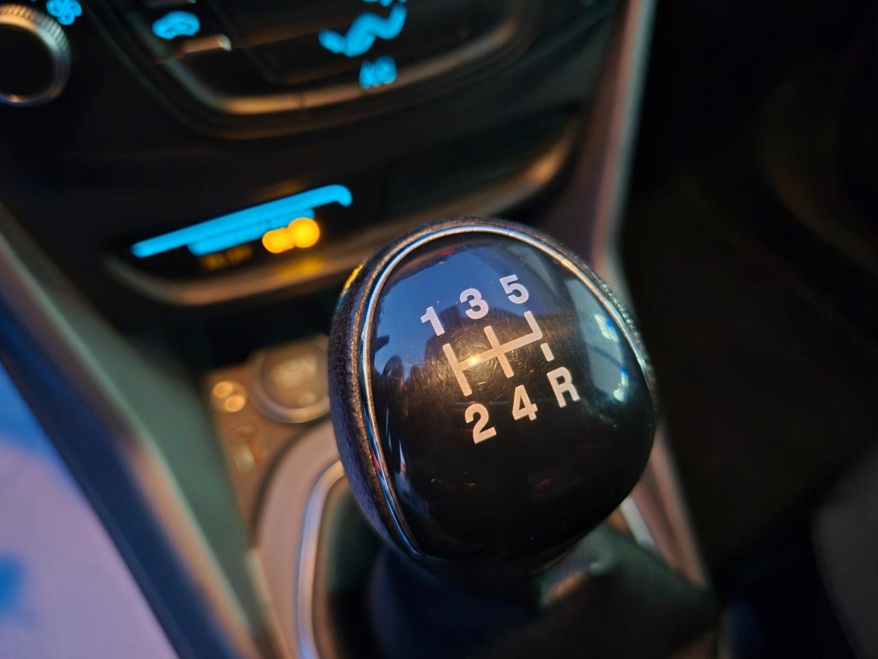 Ford B-Max 1.5 TDCi 75 CV Business Titanium