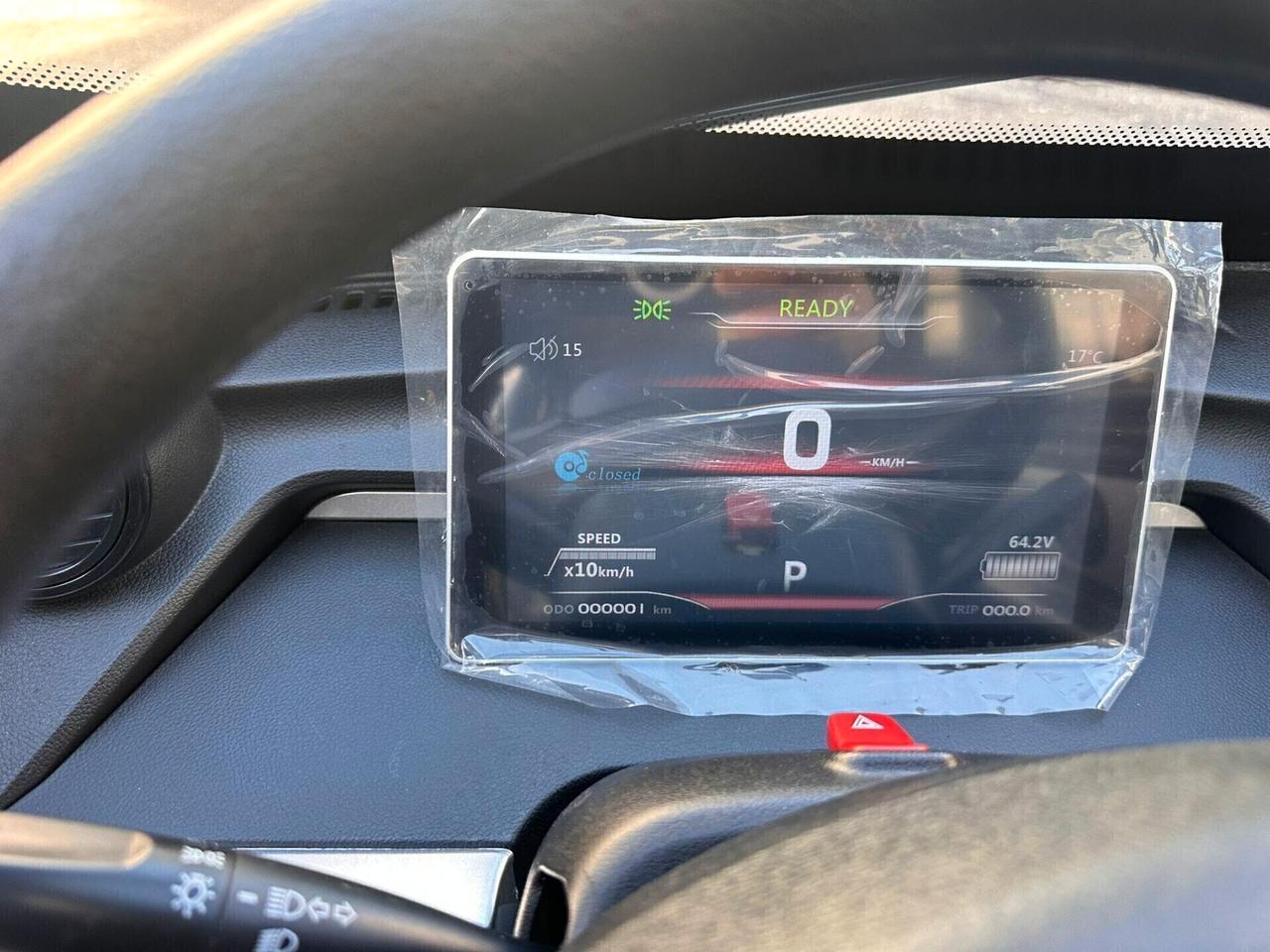 MICRO CAR ELETTRICA MINI - SI GUIDA SENZA PATENTE -