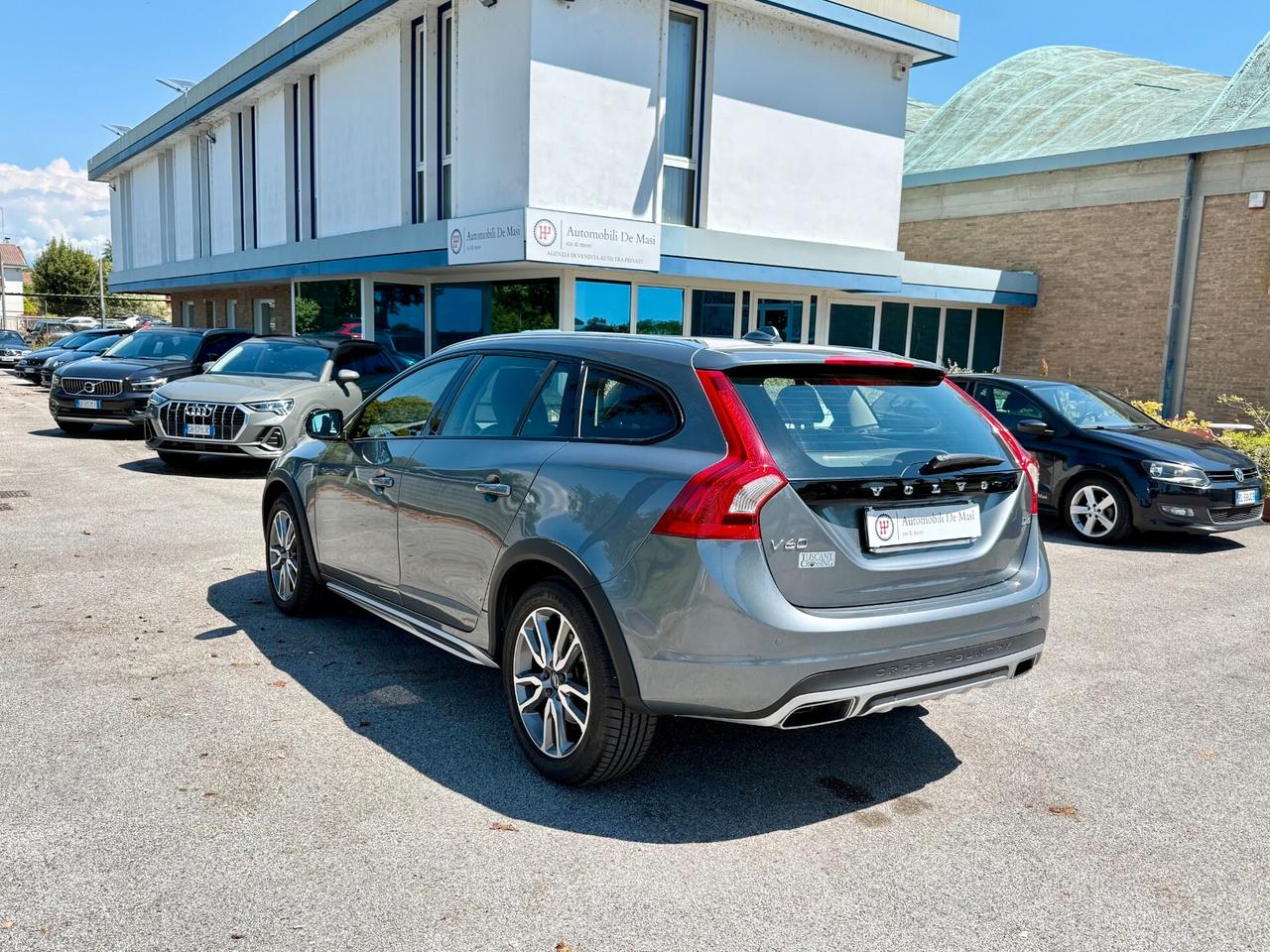 Volvo V60 Cross Country 2.0 d3 Business Plus geartronic 150cv TAGLIANDI VOLVO