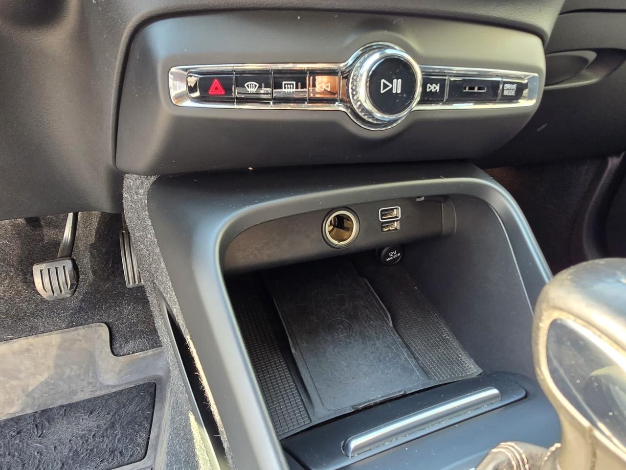 Volvo XC40 D3 Geartronic Business Plus