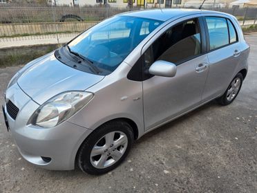 Toyota Yaris 1.4 D-4D 5 porte Sol