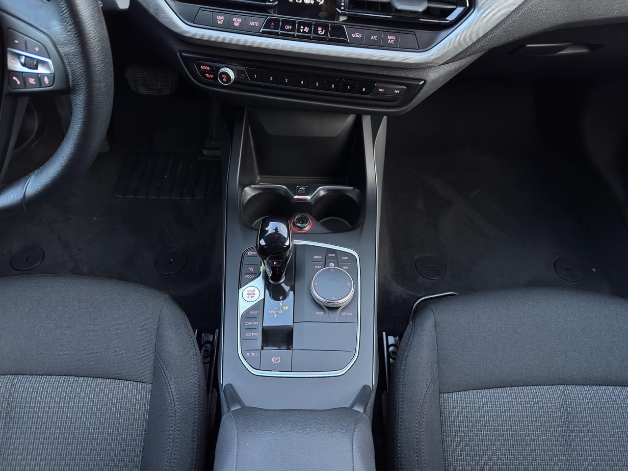 BMW 116 d 5p. AUT. DARK NIGHT - MY21