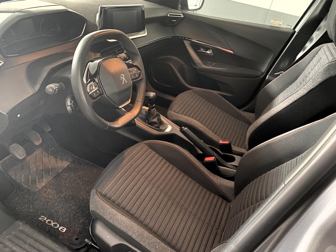 Peugeot 2008 PureTech 100 S&S Allure Pack