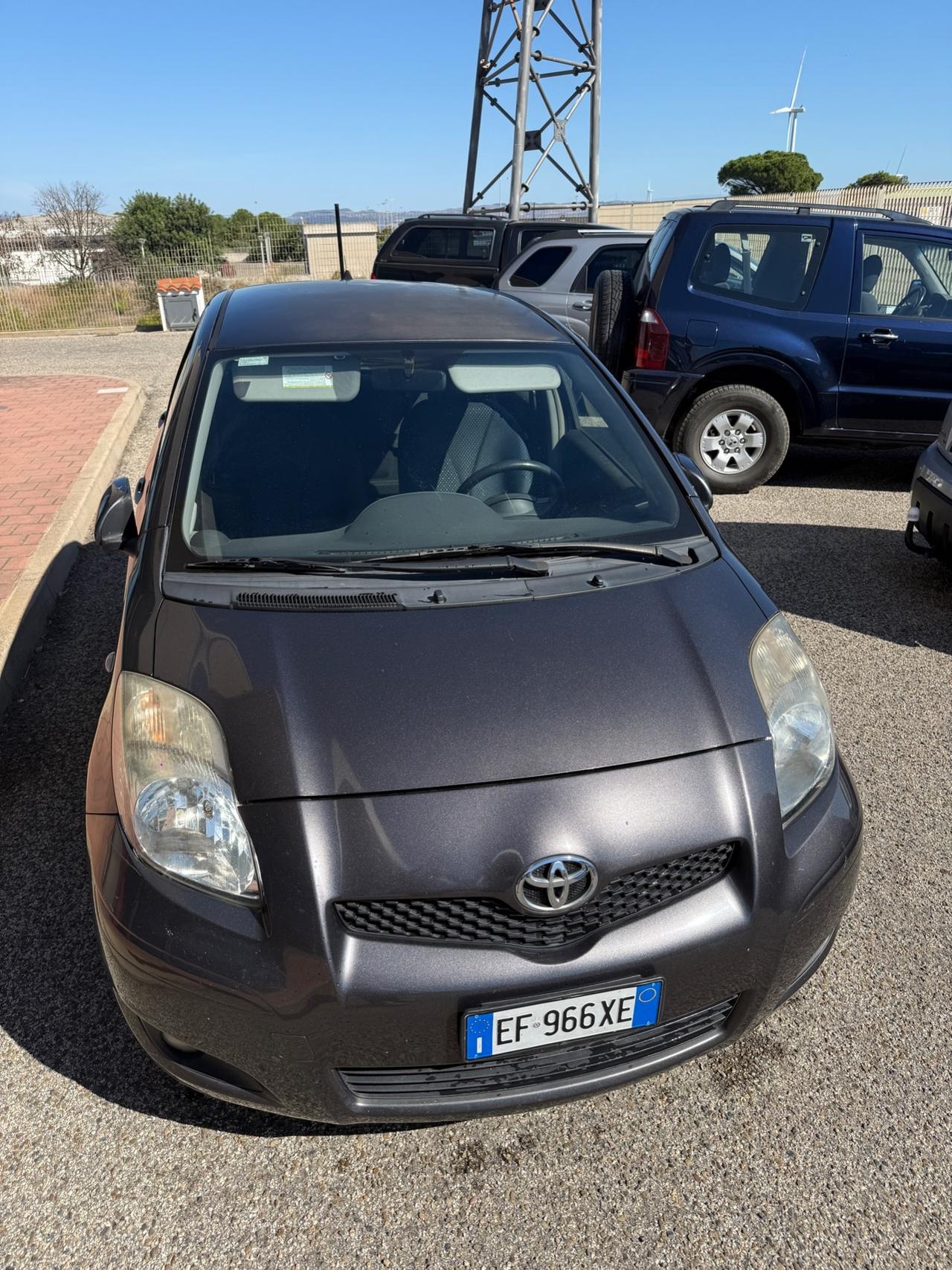 Toyota Yaris 1.3 5 porte Sol LEGGI BENE