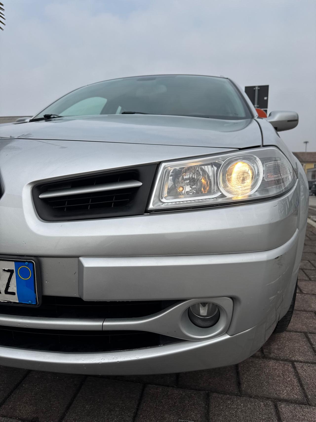 Renault Megane Mégane 1.6 16V 5 porte Serie Speciale Exception