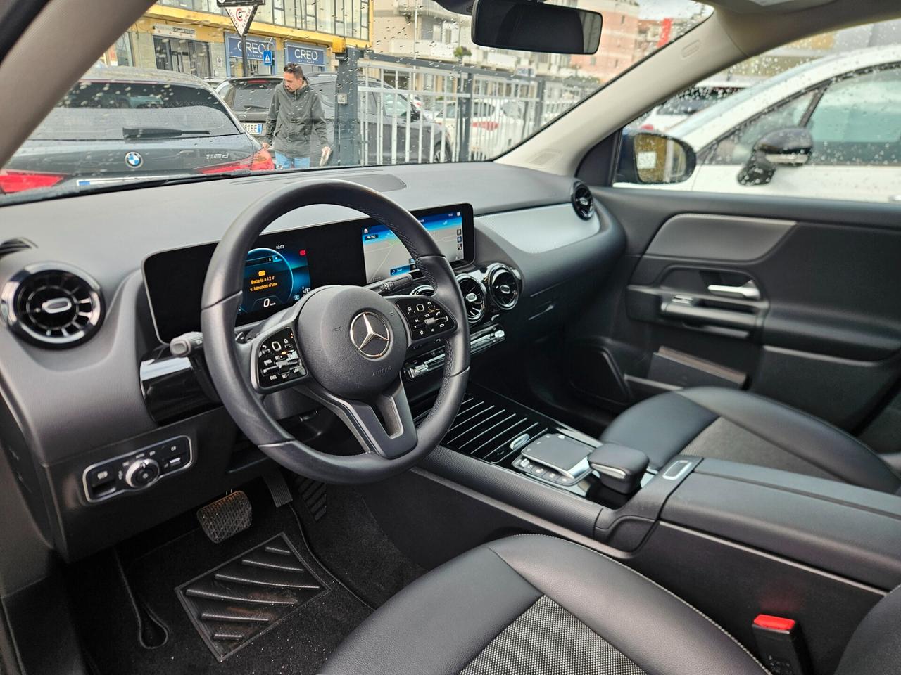 Mercedes-benz GLA 200 Automatic Executive