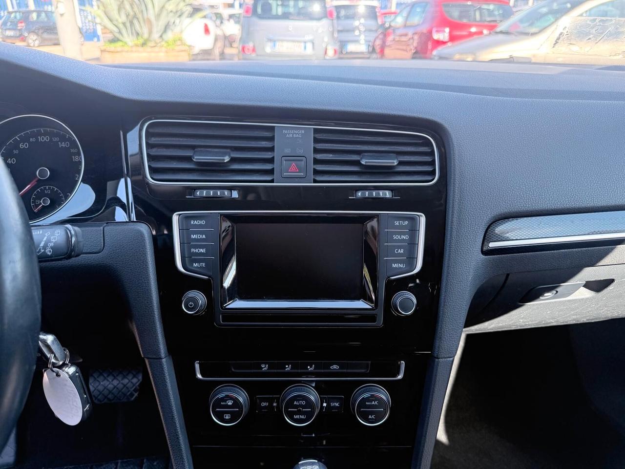 Volkswagen Golf Business 1.4 TGI DSG 5p. Highline BlueMotion